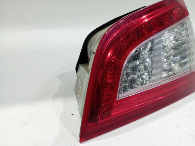 Lanterna traseira direita interna 9686780680 PEUGEOT