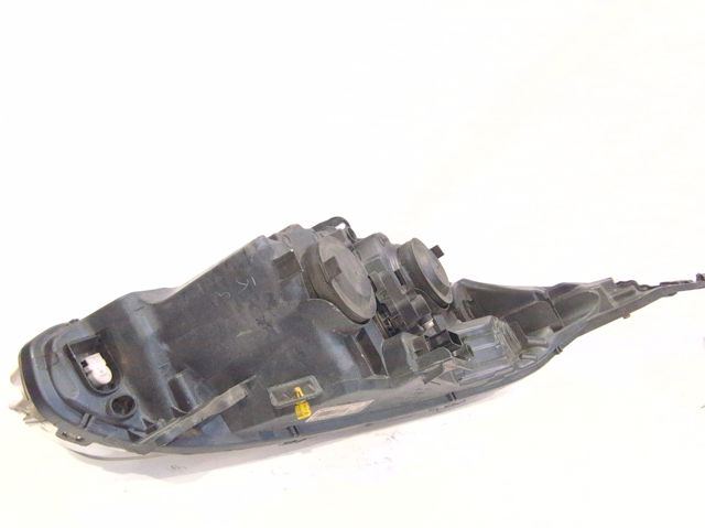 Luz esquerda 9802221880 PEUGEOT