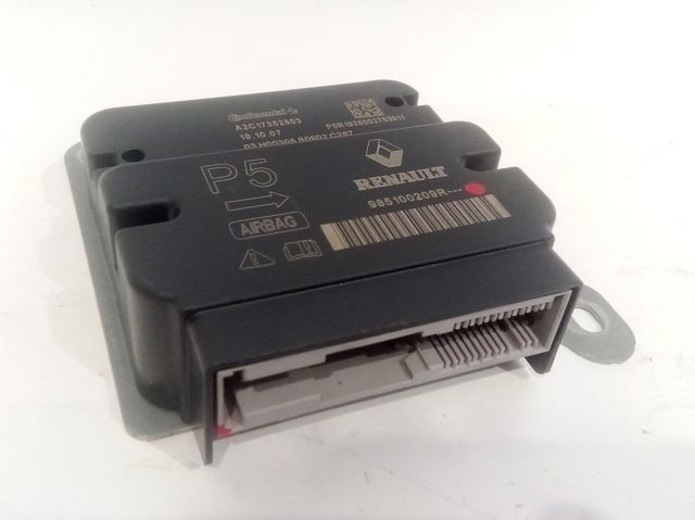 985100209R Renault (RVI)