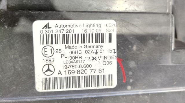 Luz esquerda A1698207761 MERCEDES