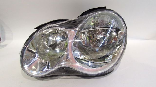 Luz esquerda A2038200161 MERCEDES