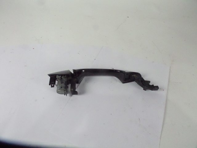 Maçaneta externa dianteira/traseira da porta esquerda A2047600170 MERCEDES