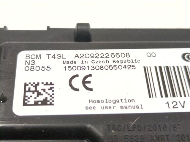 Unidade de dispositivos de segurança A2C92226608 RENAULT