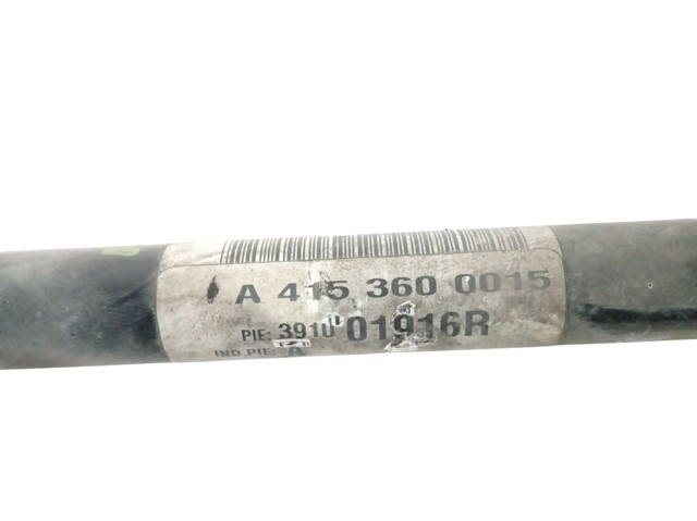 Semieixo (acionador) dianteiro direito A4153600015 MERCEDES