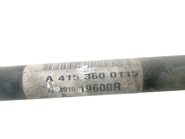 Semieixo (acionador) dianteiro esquerdo A4153600115 MERCEDES
