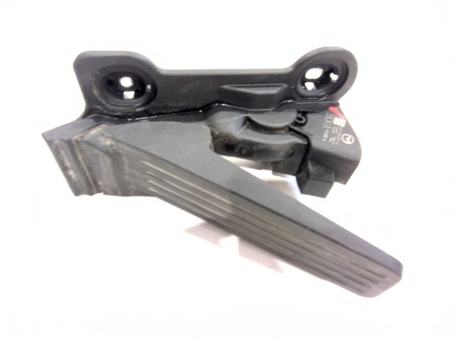 Pedal de gás (de acelerador) Mazda CX-30  DM ao melhor preço