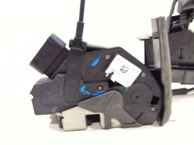 Fecho da porta dianteira direita BM5AA21812BH FORD