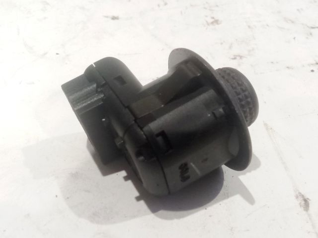 Unidade de controlo dos espelhos de retrovisão, na porta CA6T17B676BA FORD