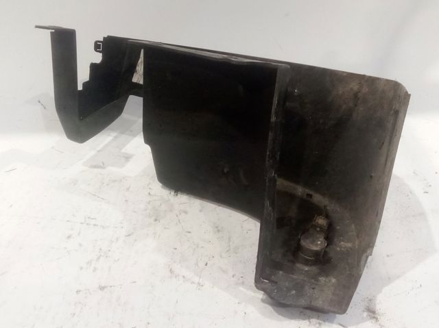 Pára-choque traseiro, parte esquerda KK3117927FB5YZ9 FORD