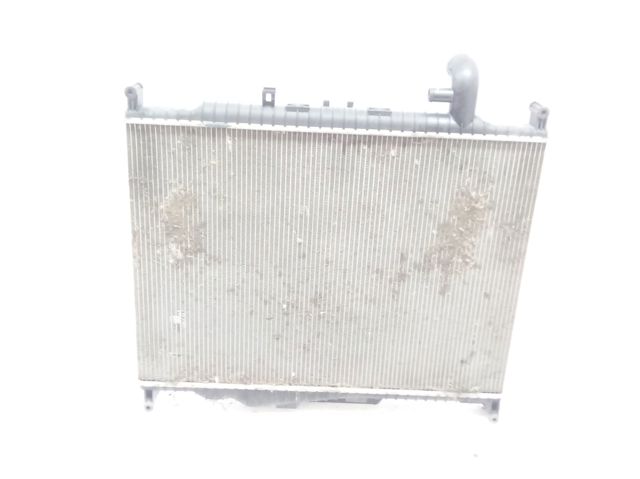 Radiador de esfriamento de motor LR015561 LAND ROVER
