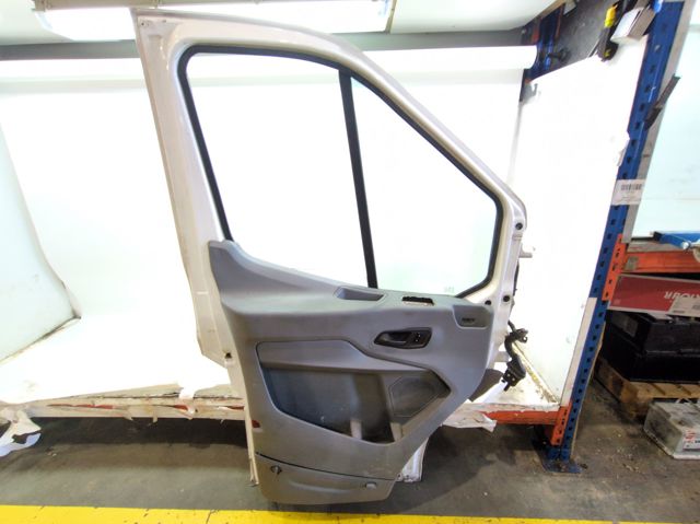 Porta dianteira esquerda PBK31V20125EB FORD