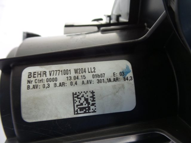 Motor de ventilador de forno (de aquecedor de salão) V7771001 MERCEDES