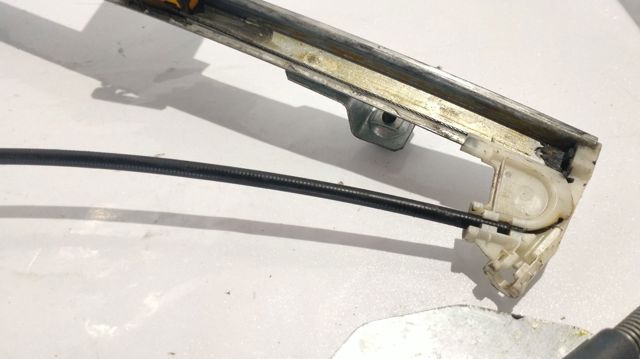 Motor de acionamento de vidro da porta dianteira esquerda 0130821770 FORD