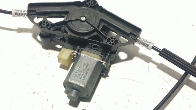 Motor de acionamento de vidro da porta dianteira 0130822717 VAG