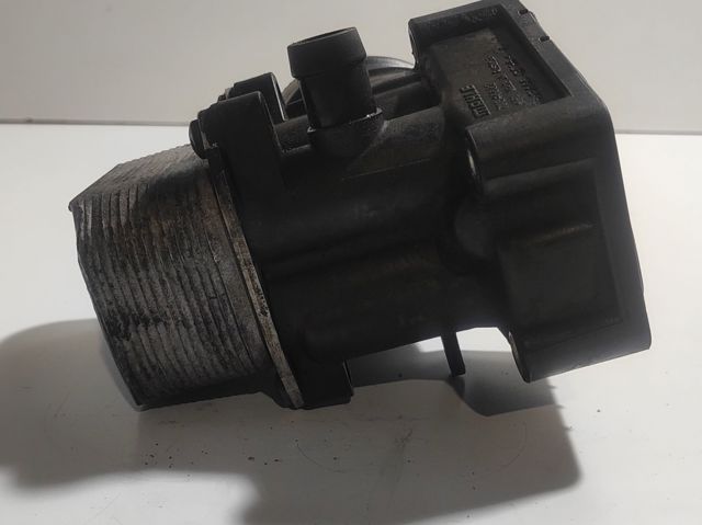 Radiador de óleo (frigorífico), debaixo de filtro 03L117021C VAG