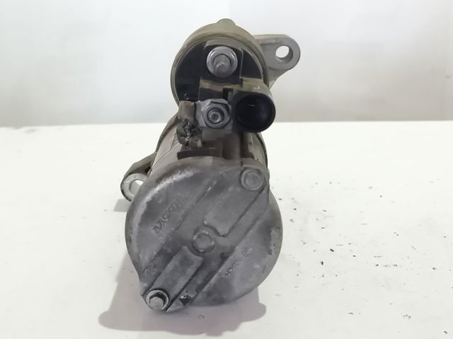 Motor de arranco 04L911021 VAG