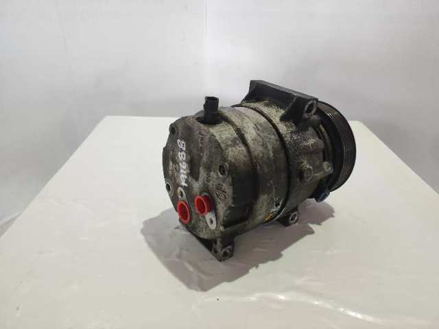 Compressor de aparelho de ar condicionado 1135320 RENAULT