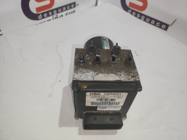 Bomba de água (bomba) de esfriamento 15054001 PEUGEOT