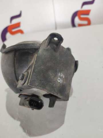 Luzes de nevoeiro esquerdas 15691 GM