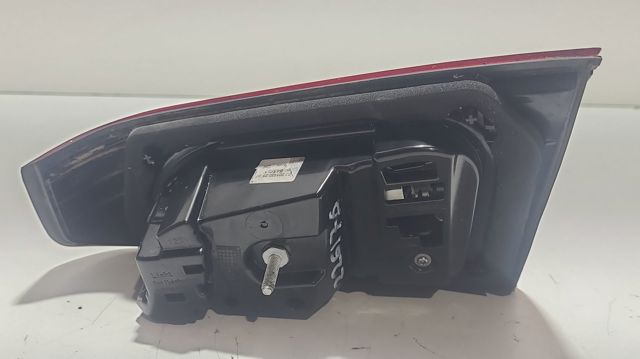 Lanterna traseira esquerda externa 1779066900 MERCEDES