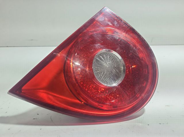 Lanterna traseira direita interna 1K6945094G VAG