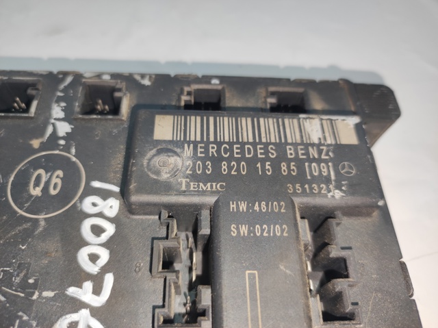 Módulo de conforto da porta dianteira 2038201585 MERCEDES