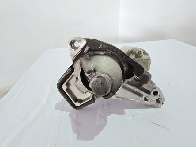 233000557R Renault (RVI)