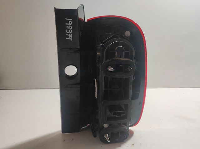 Lanterna traseira esquerda 265551679R RENAULT