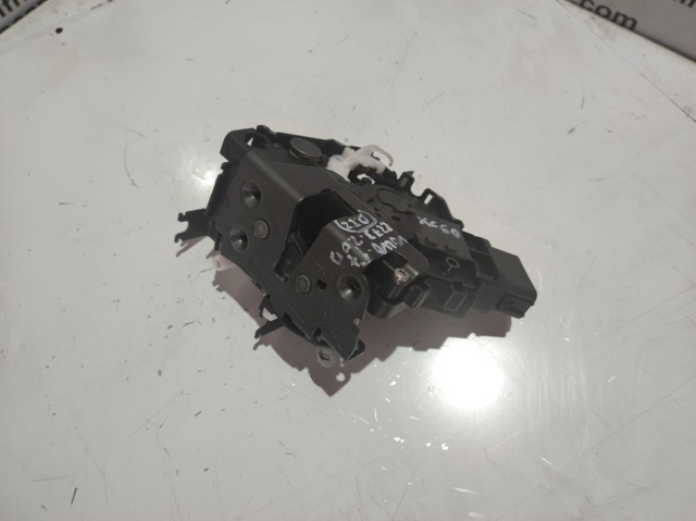 Fecho da porta dianteira esquerda Volvo S40 II MS ao melhor preço