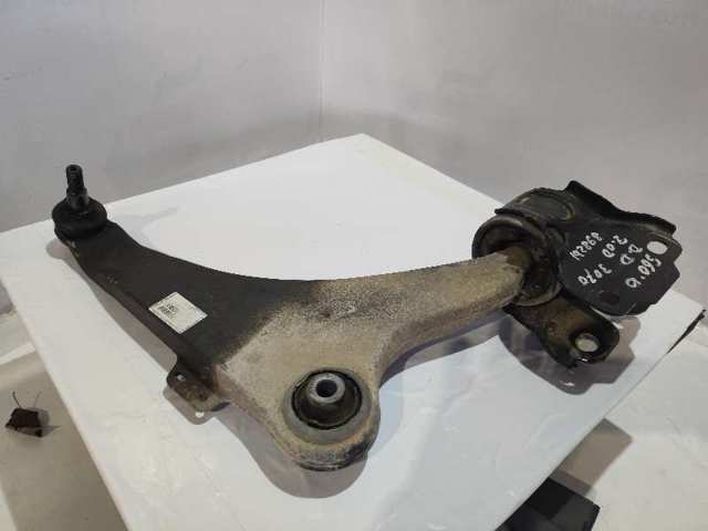Braço oscilante inferior direito de suspensão dianteira 31429320 VOLVO