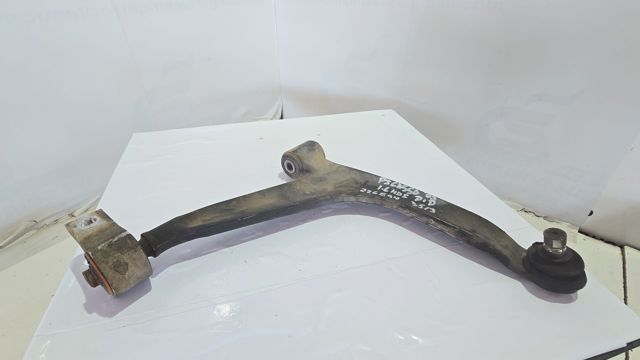 Braço oscilante inferior direito de suspensão dianteira 3521R4 PEUGEOT