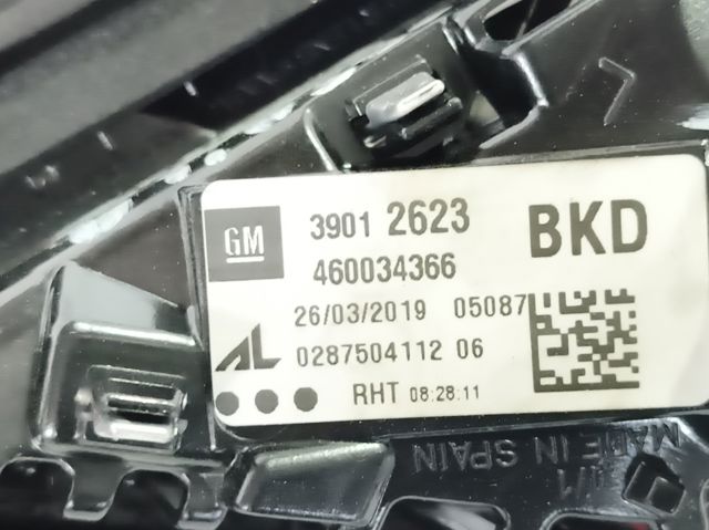 Lanterna traseira esquerda interna 39012623 OPEL