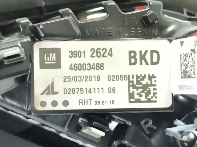 Lanterna traseira direita interna 39012624 OPEL