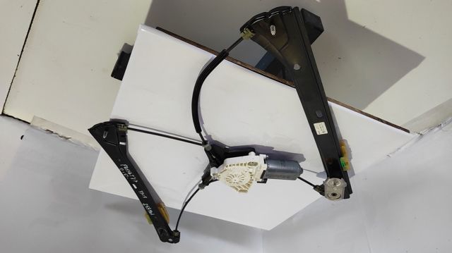 Mecanismo de acionamento de vidro da porta dianteira direita 3G0837462 VAG