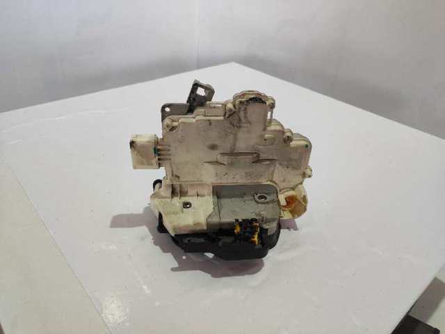 4F1837015 VAG
