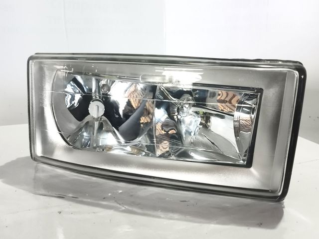 Luz esquerda 500307755 IVECO