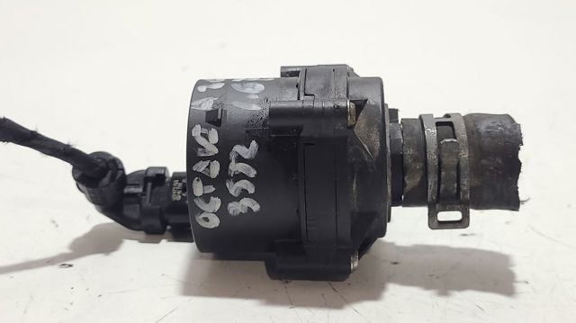Bomba de água (bomba) de esfriamento, adicional elétrica 5Q0965567J VAG