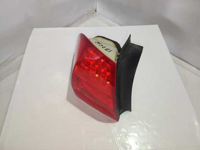 Lanterna traseira esquerda externa 7289431 BMW