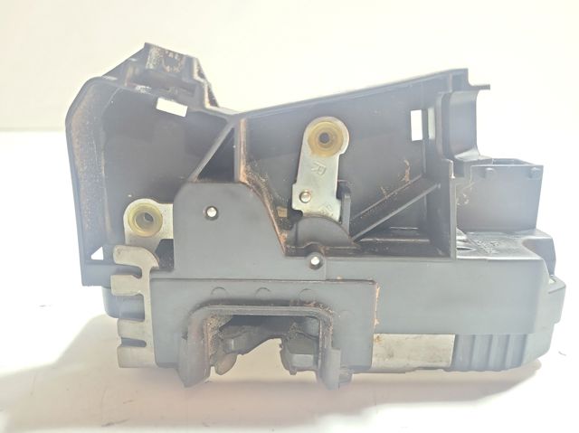 Fecho da porta dianteira direita 8200042171 OPEL