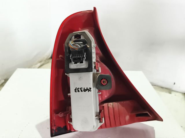 Lanterna traseira direita 8200071414 RENAULT