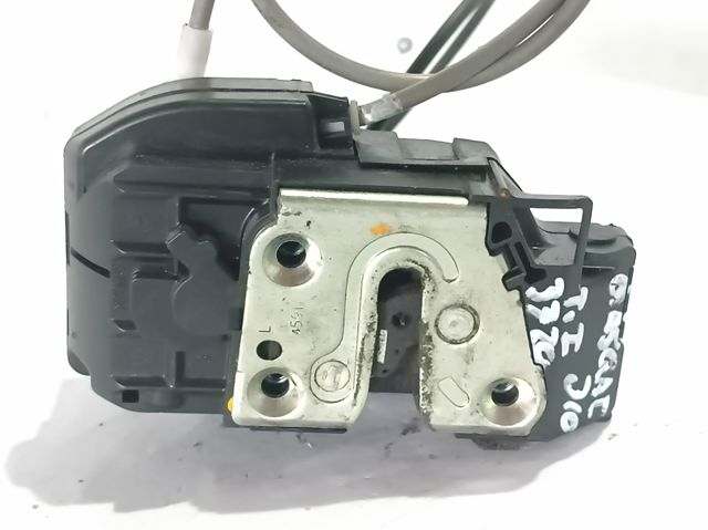Fecho da porta traseira esquerda 82501JD90C NISSAN