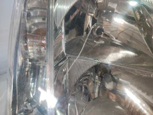 Luz direita 93321053 OPEL