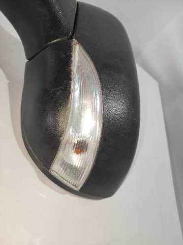 Espelho de retrovisão direito 963025724R RENAULT