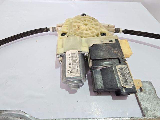 Motor de acionamento de vidro da porta dianteira esquerda 9647441480 PEUGEOT
