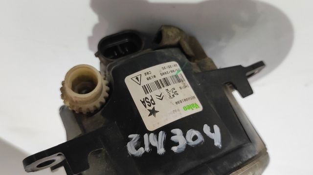 Luzes de nevoeiro esquerdas/direitas 965001680 PEUGEOT