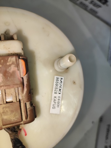 Bomba de combustível elétrica submersível 96591528 GM