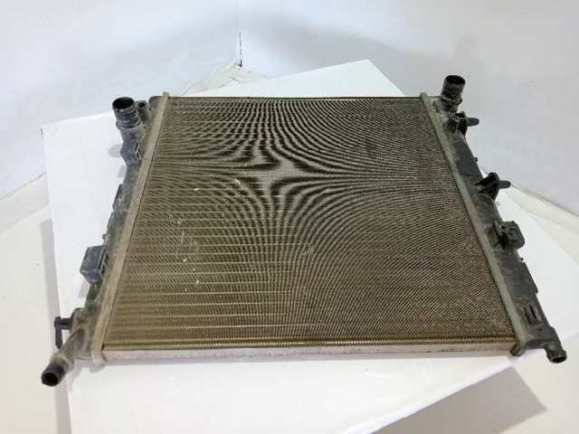 Radiador de esfriamento de motor 9680239580 PEUGEOT
