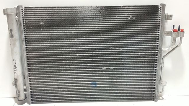 Radiador de aparelho de ar condicionado 976062Y001 HYUNDAI