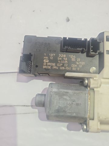 Motor de acionamento de vidro da porta dianteira esquerda 994650102 PEUGEOT