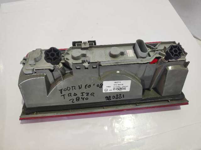 Lanterna traseira esquerda 9T1613405AB FORD